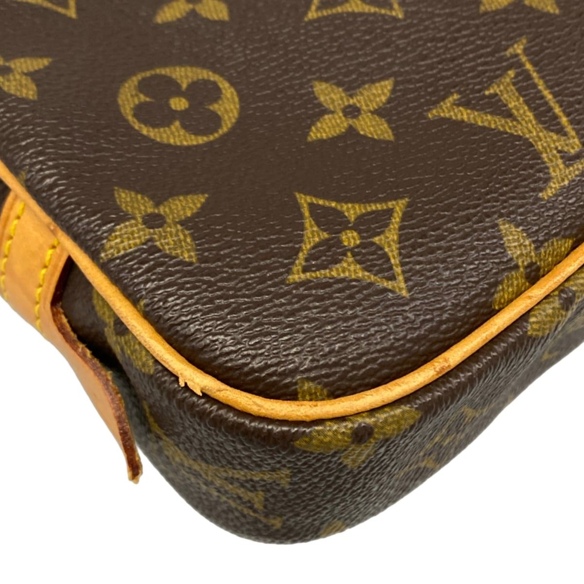 LOUIS VUITTON(ルイヴィトン) ショルダーバッグ モノグラム ポシェット