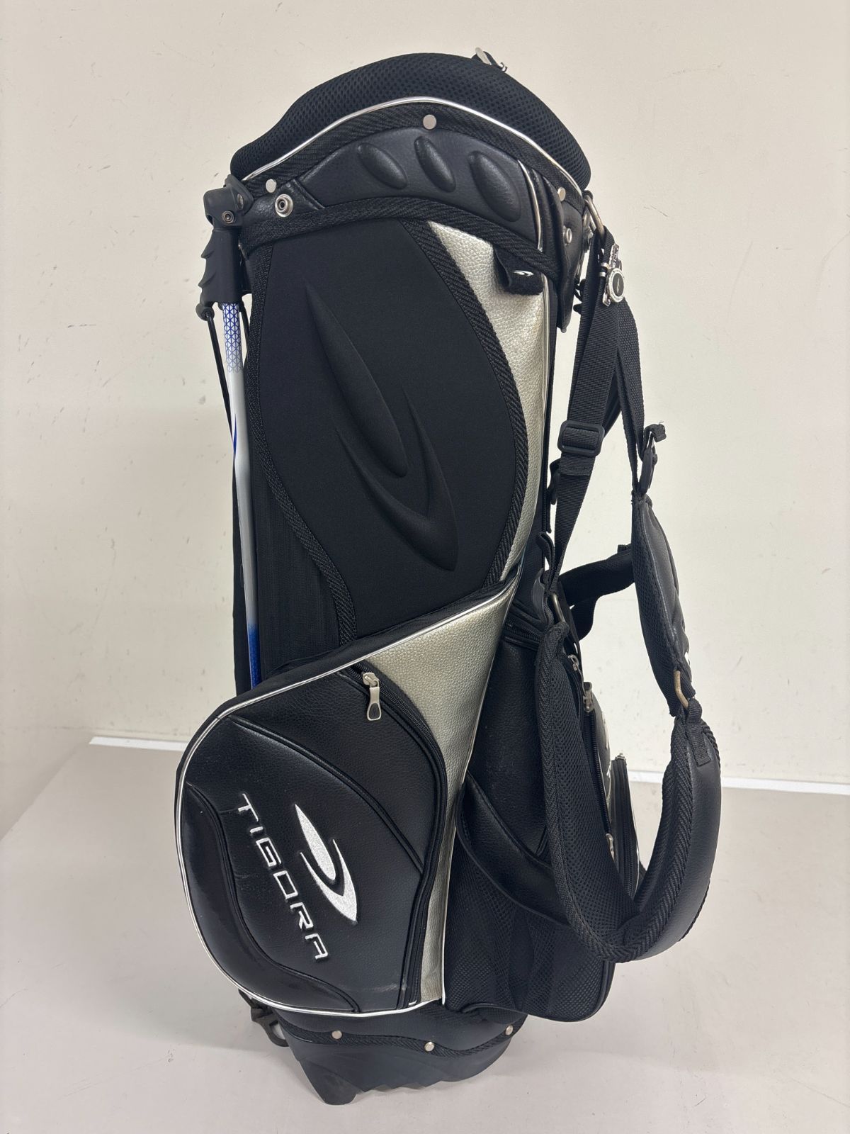 TIGORA/ティゴラ スタンド式キャディバッグ【ブラック】訳あり品！ 送料無料【訳あり】TIGORA ティゴラ スタンド式 キャディバッグ 7分割