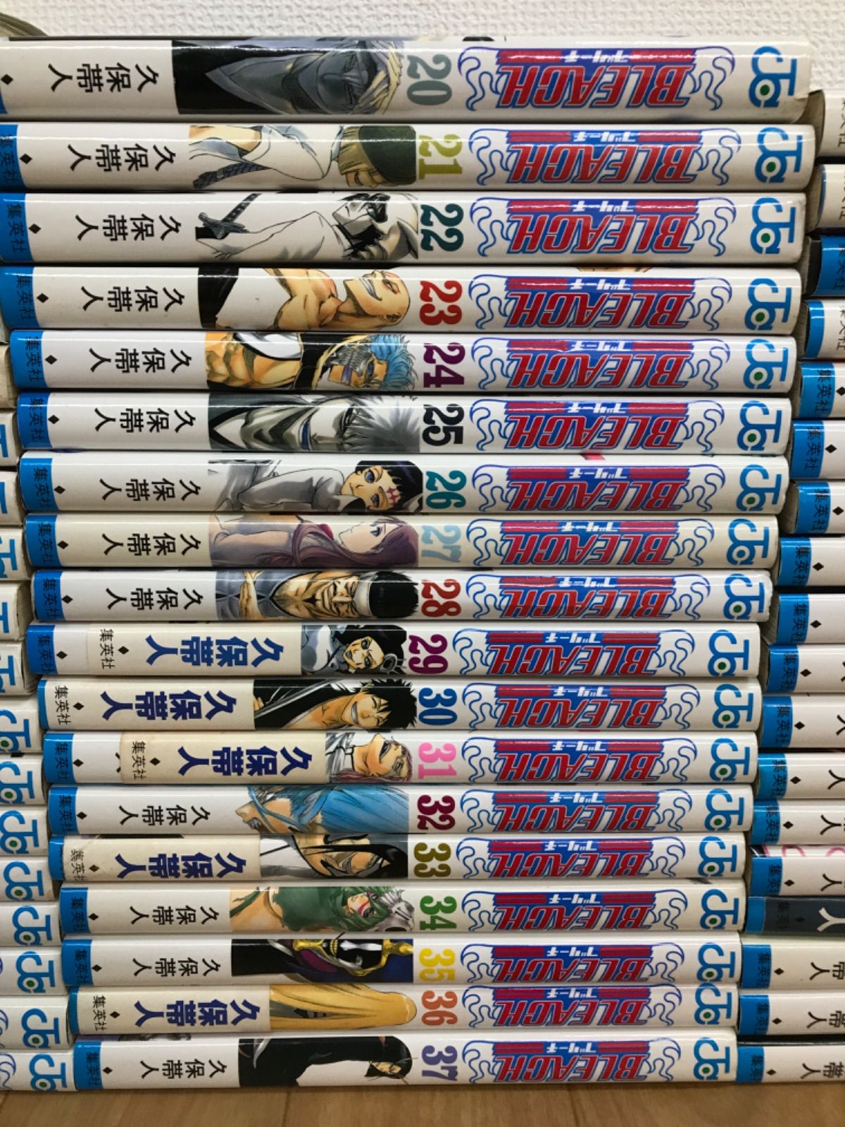 ☆【未開封あり】BLEACH ブリーチ 1～74巻 ＋ オフィシャル