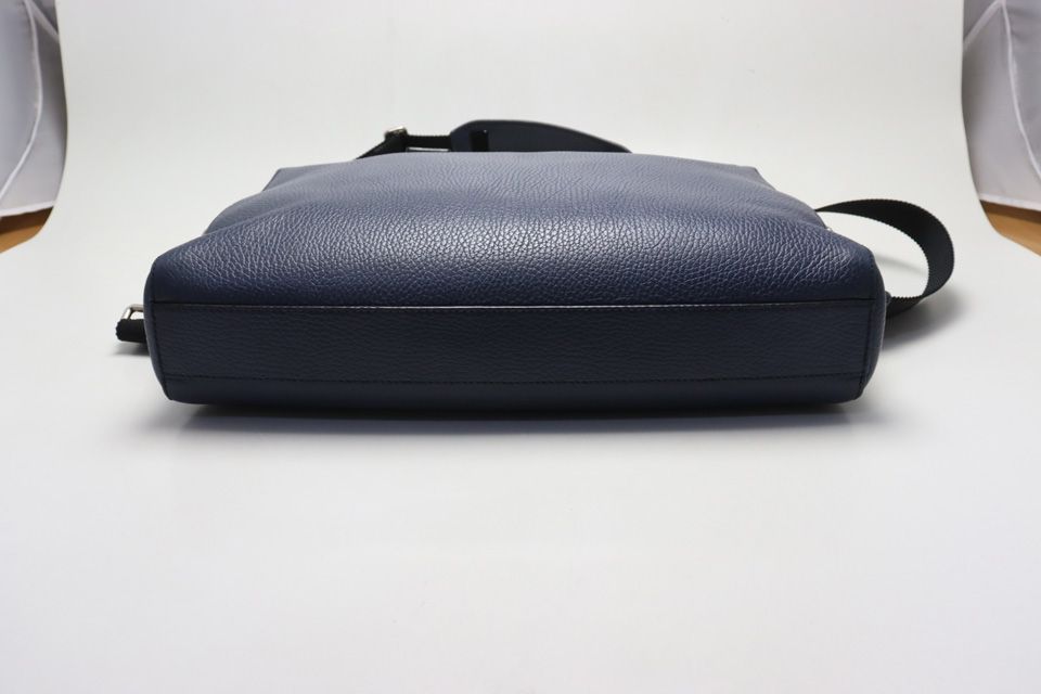 □GUCCI レザー 2way ビジネスバッグ ブリーフケース グッチ