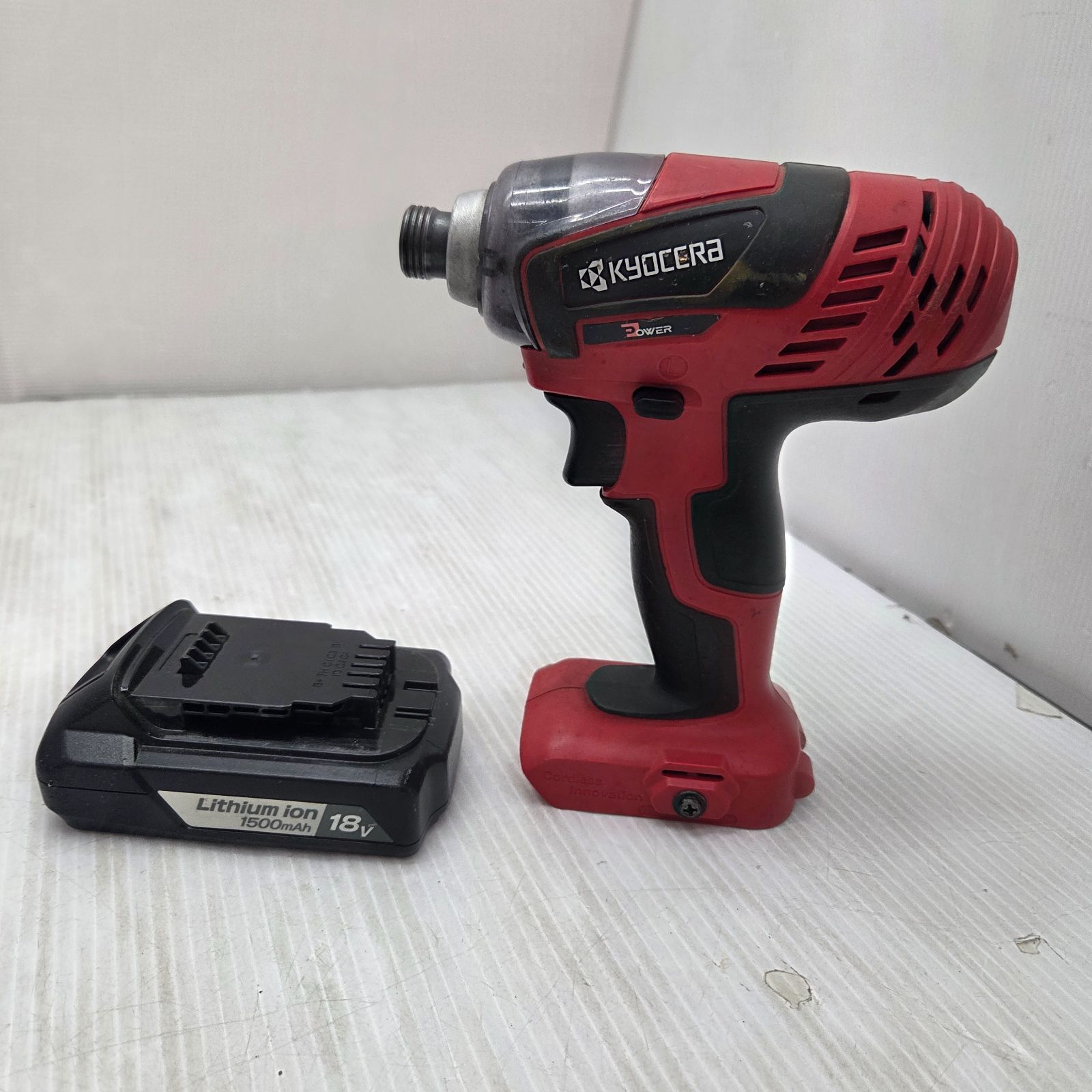 6 S04877 KYOCERA 京セラ 充電式インパクトドライバー BID-1805 18V DC 