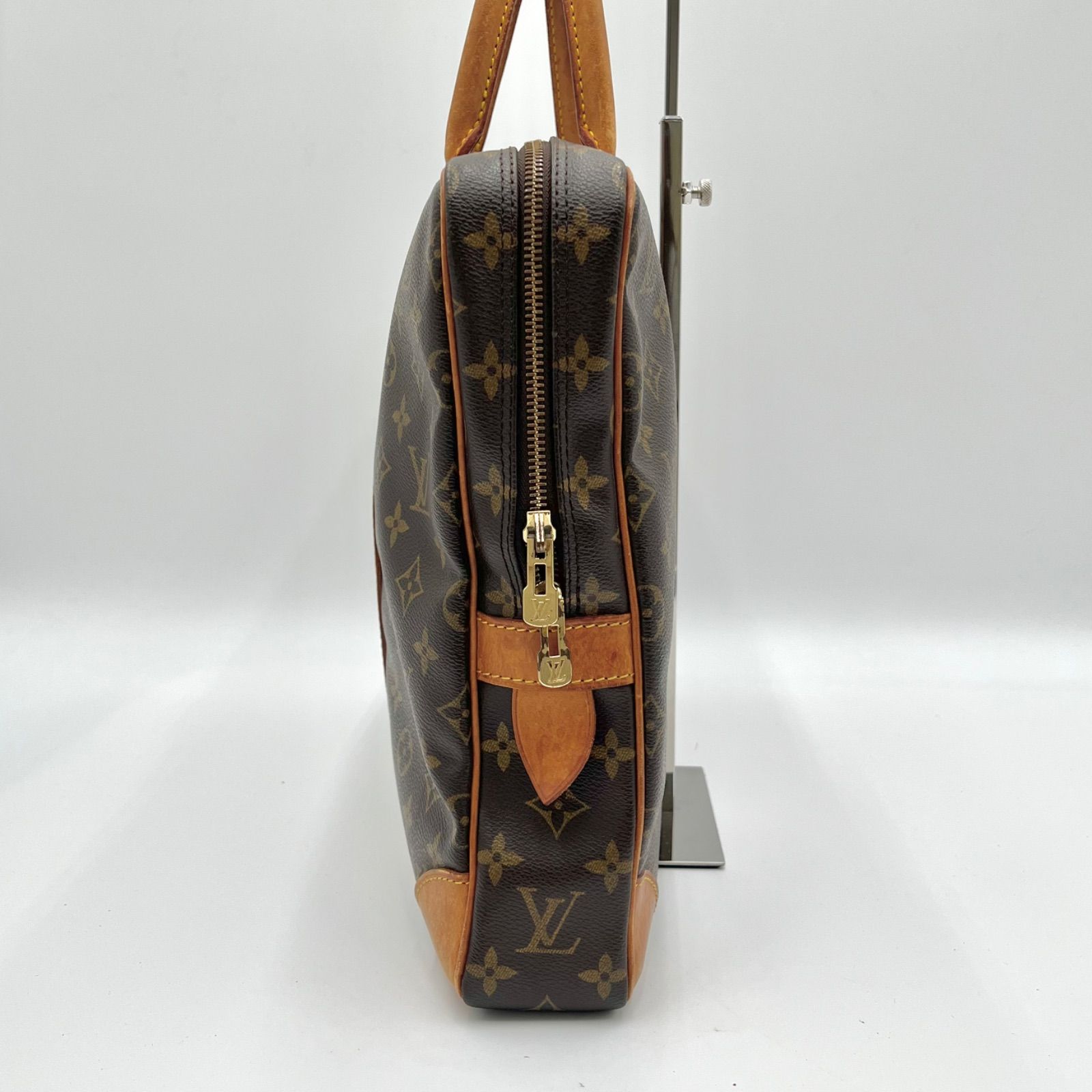 LOUIS VUITTON ルイヴィトン モノグラム ポルトドキュマンヴォワヤージュ メンズ ビジネスバッグ ハンドバッグ トートバッグ M40226