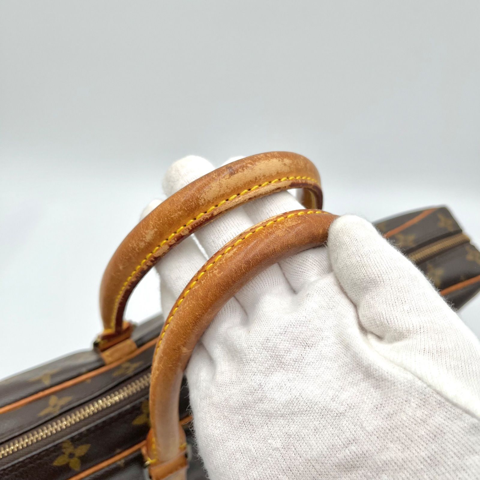 LOUIS VUITTON ルイヴィトン モノグラム ポルトドキュマンヴォワヤージュ メンズ ビジネスバッグ ハンドバッグ トートバッグ M40226
