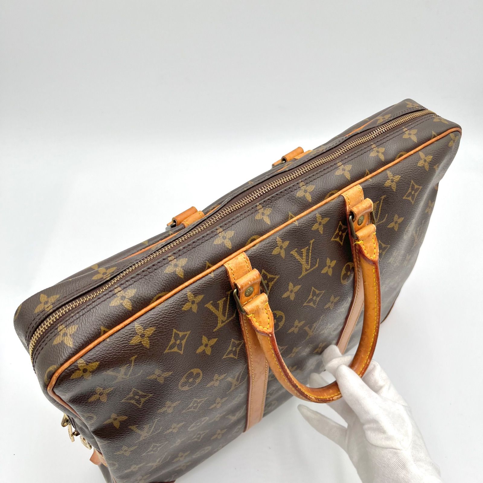 LOUIS VUITTON ルイヴィトン モノグラム ポルトドキュマンヴォワヤージュ メンズ ビジネスバッグ ハンドバッグ トートバッグ M40226