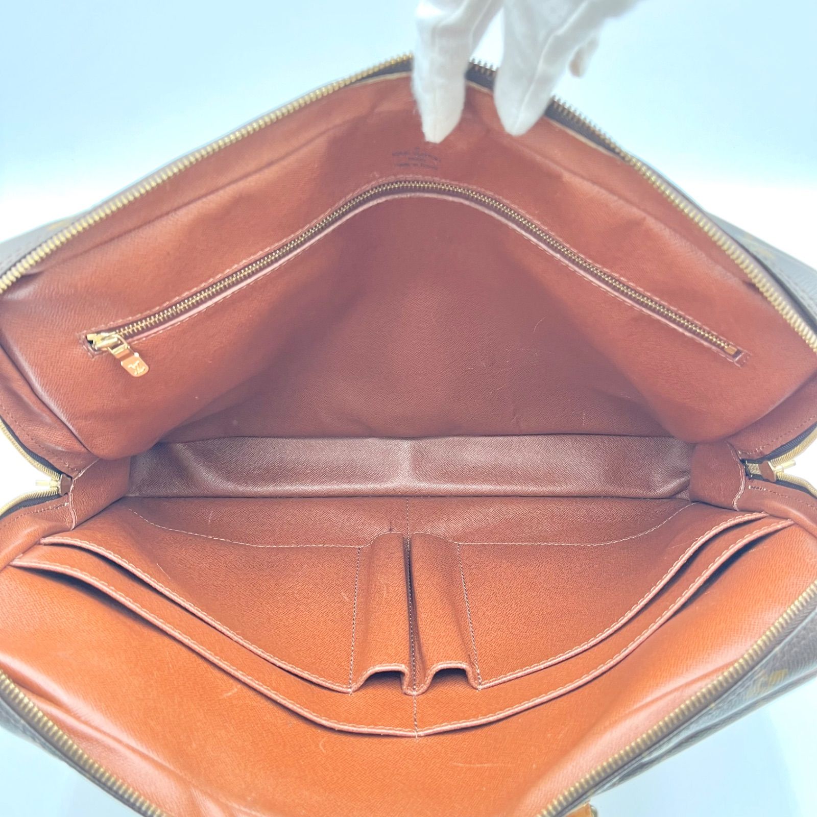 LOUIS VUITTON ルイヴィトン モノグラム ポルトドキュマンヴォワヤージュ メンズ ビジネスバッグ ハンドバッグ トートバッグ M40226