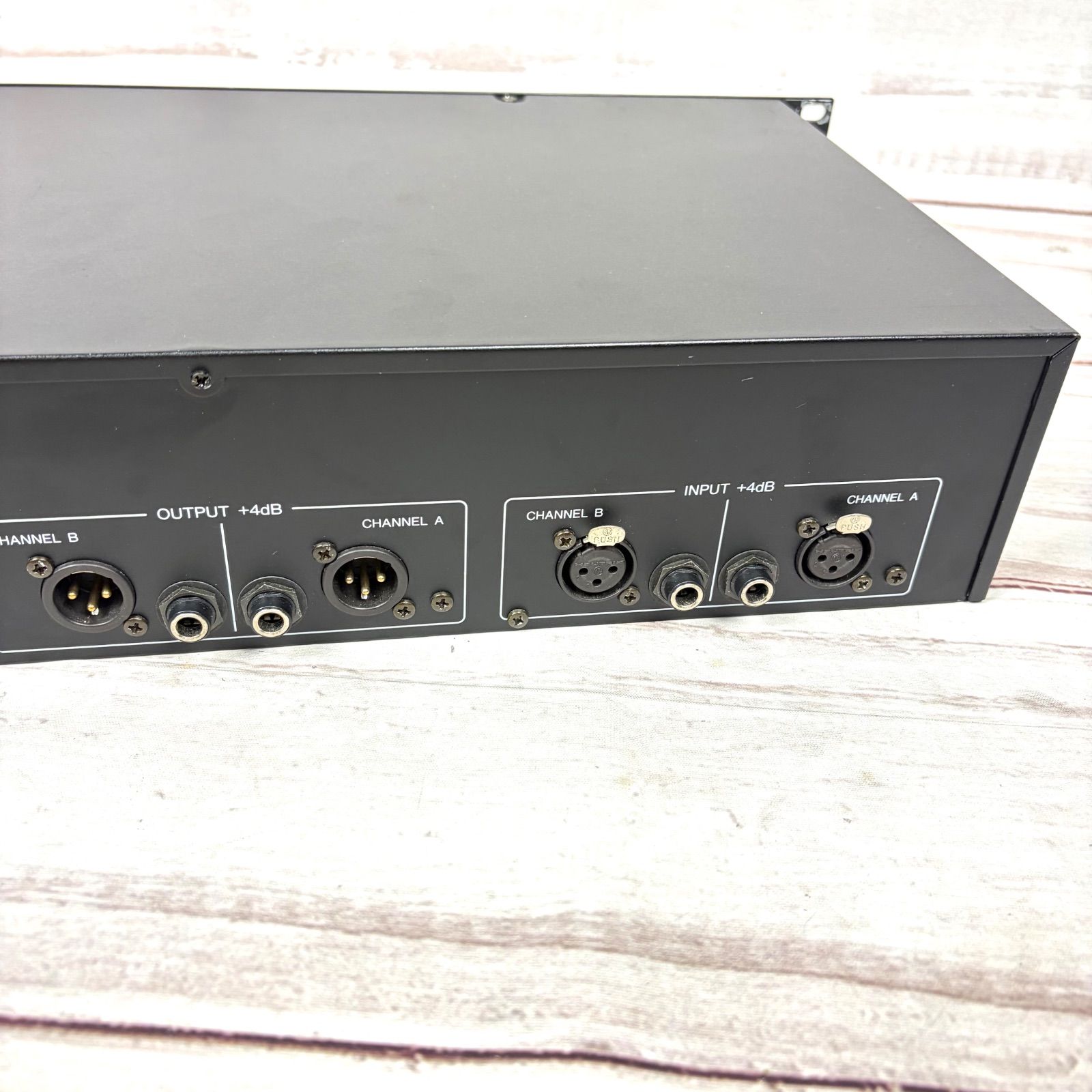 YAMAHA Q2031B ヤマハ 31バンド グラフィックイコライザー - メルカリ