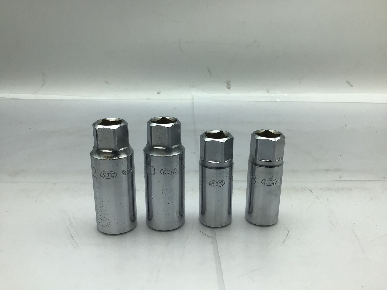【中古品】KTC/京都機械工具 BSR354 ☆ スタッドボルトリムーバーセット 差込角:12.7mm 4点 [IT_ETTF2][知立][M04]