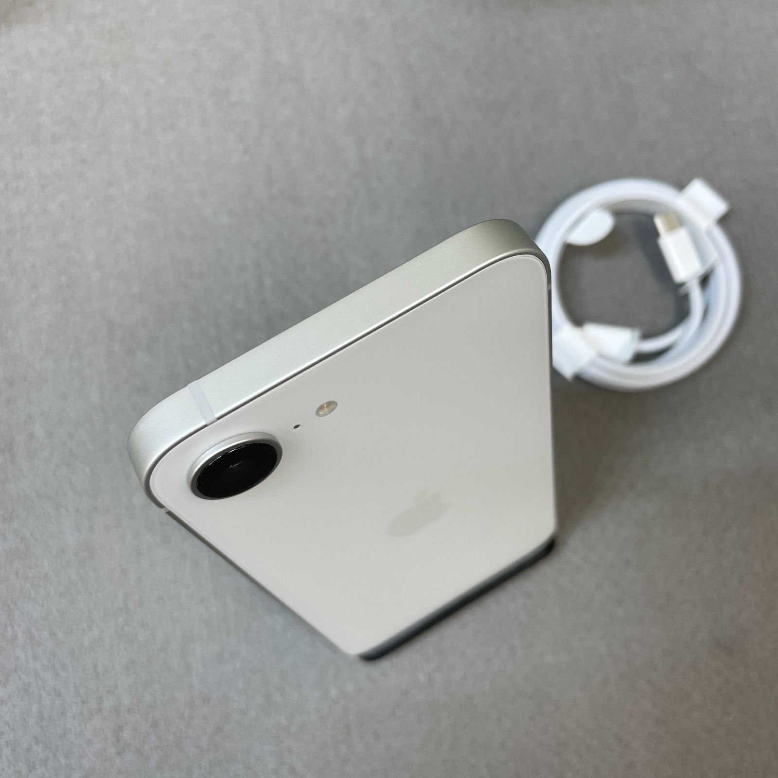 iPhone 16e 128GB ホワイト SIMフリー Apple版 - ISHOP JAPAN