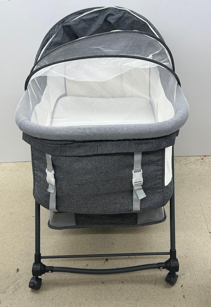 中古品】折りたたみベビーベッド グレー キャスター メッシュカバー