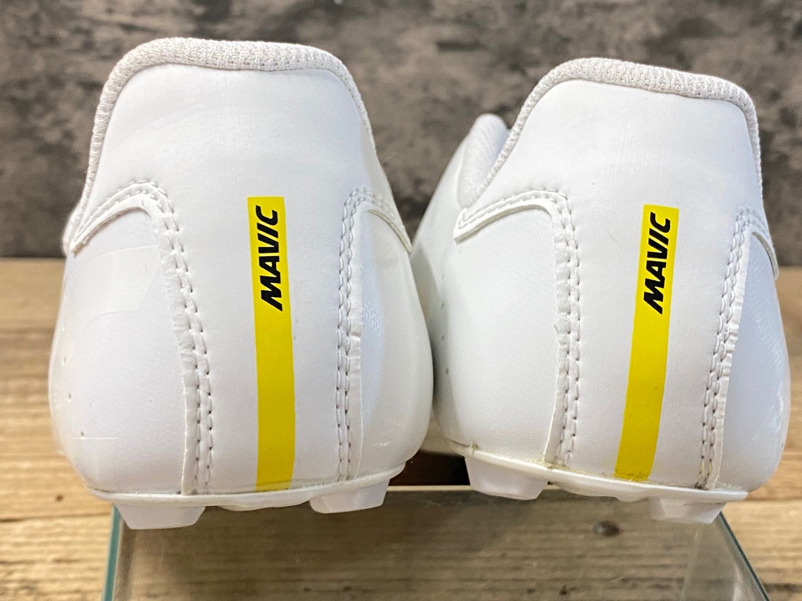 KF311 マヴィック MAVIC COSMIC BOA ビンディングシューズ 白 3穴 BOA