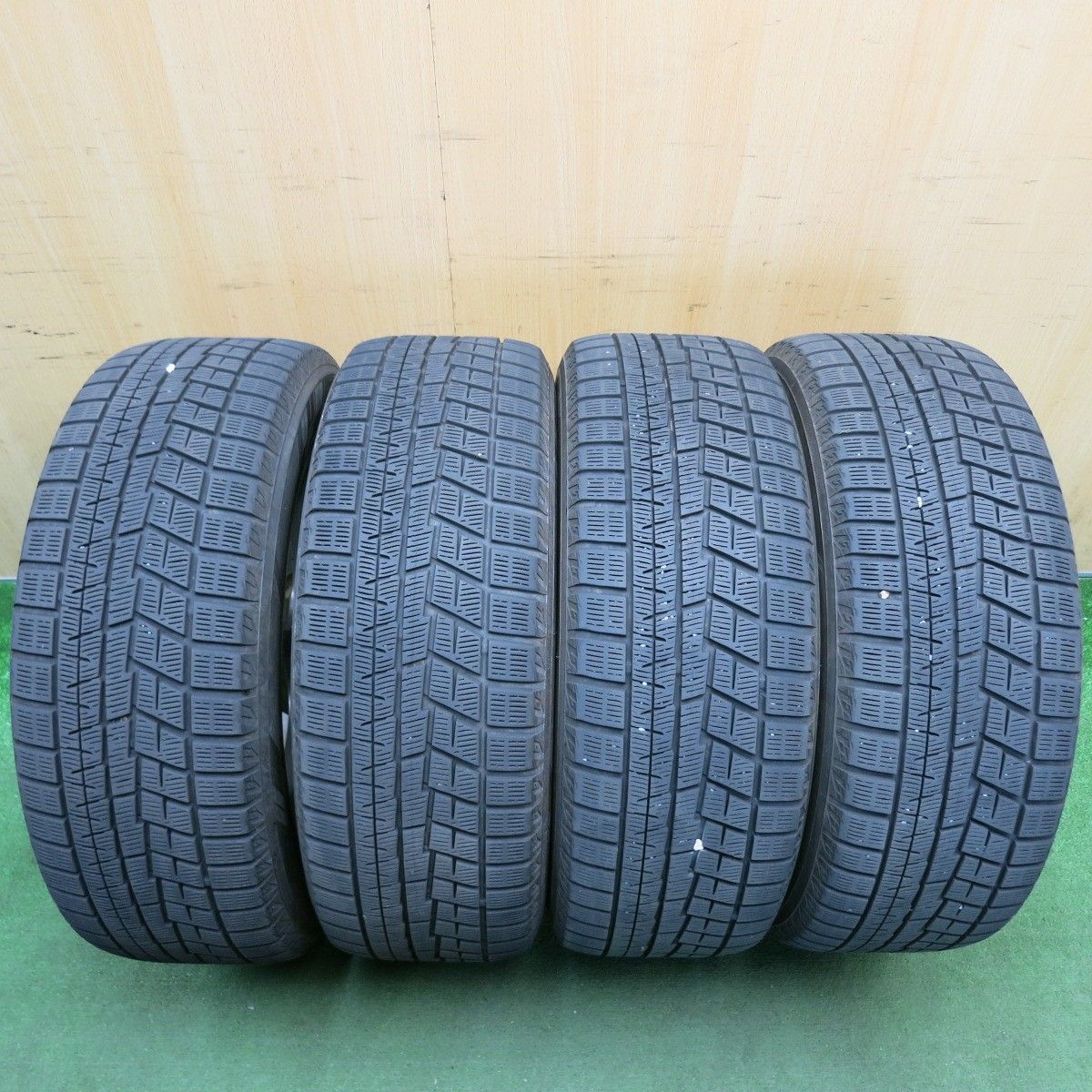 バリ溝！8.5分☆トヨタ 50系 エスティマ 純正 215/55R17 スタッドレス