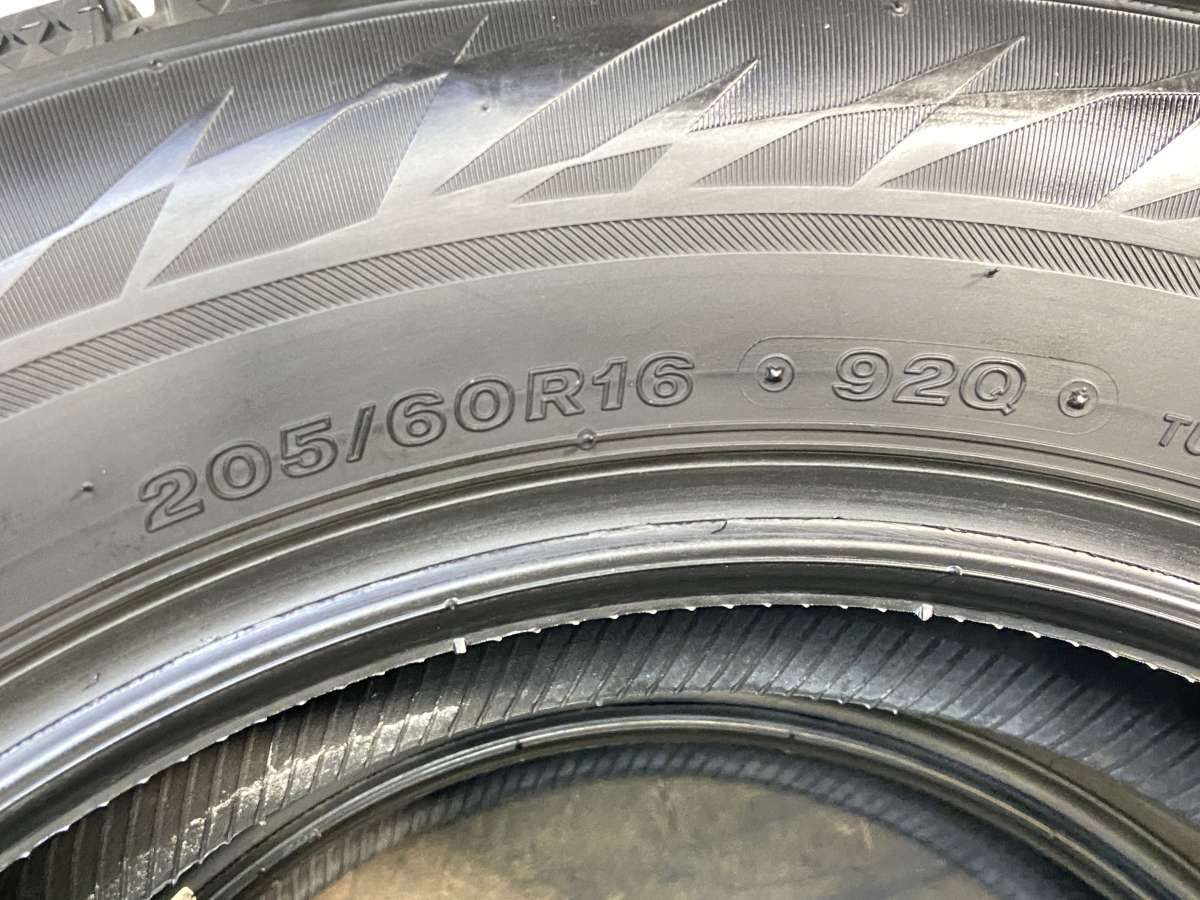 205/60R16 ブリヂストン ブリザック VRX2 中古タイヤ スタッドレス