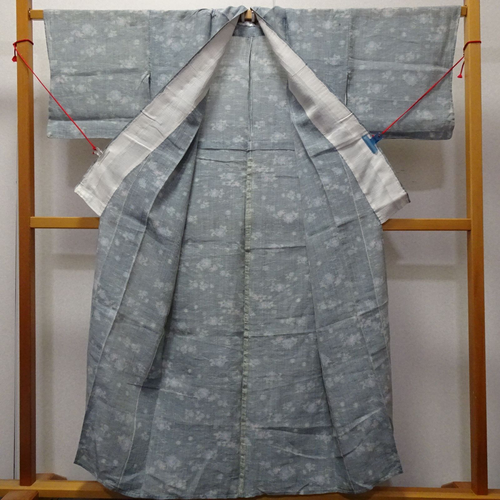 中古 本麻 小千谷縮 着物 花【232665】 - メルカリ