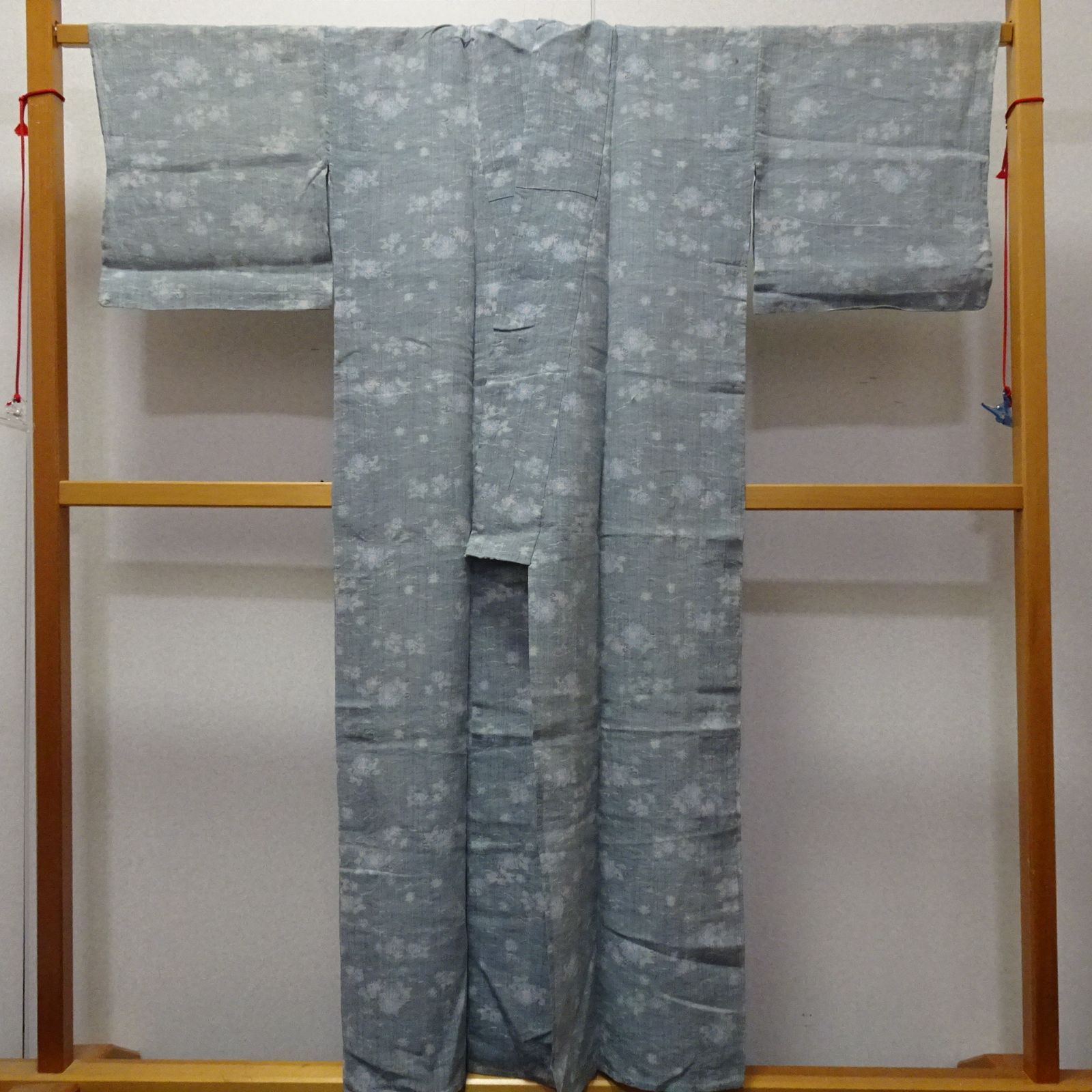 中古 本麻 小千谷縮 着物 花【232665】 - メルカリ