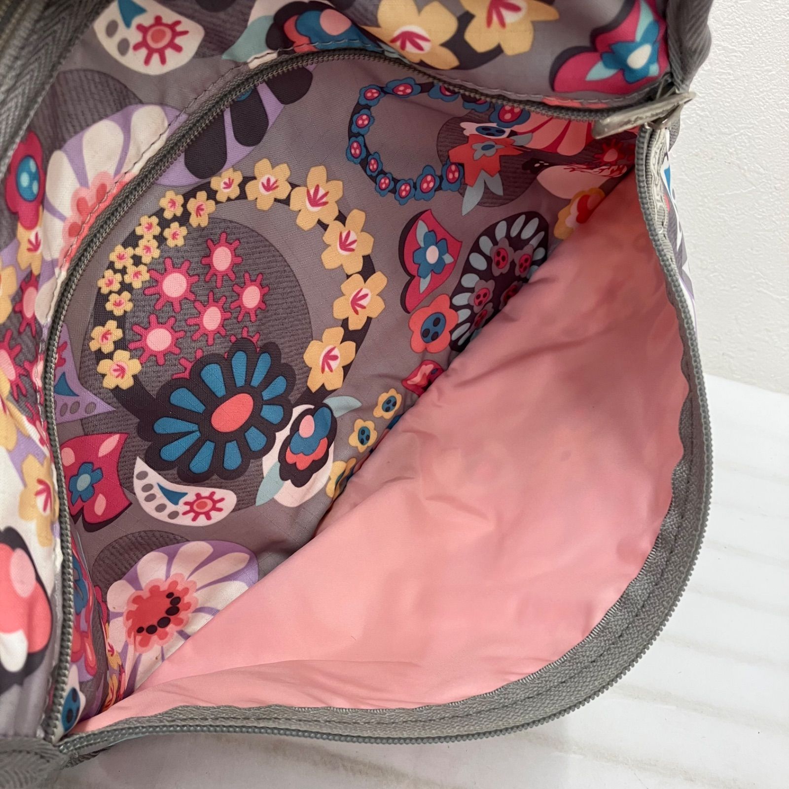 3941 LeSportsac レスポートサック ショルダーバッグ 肩がけ 斜めがけ 
