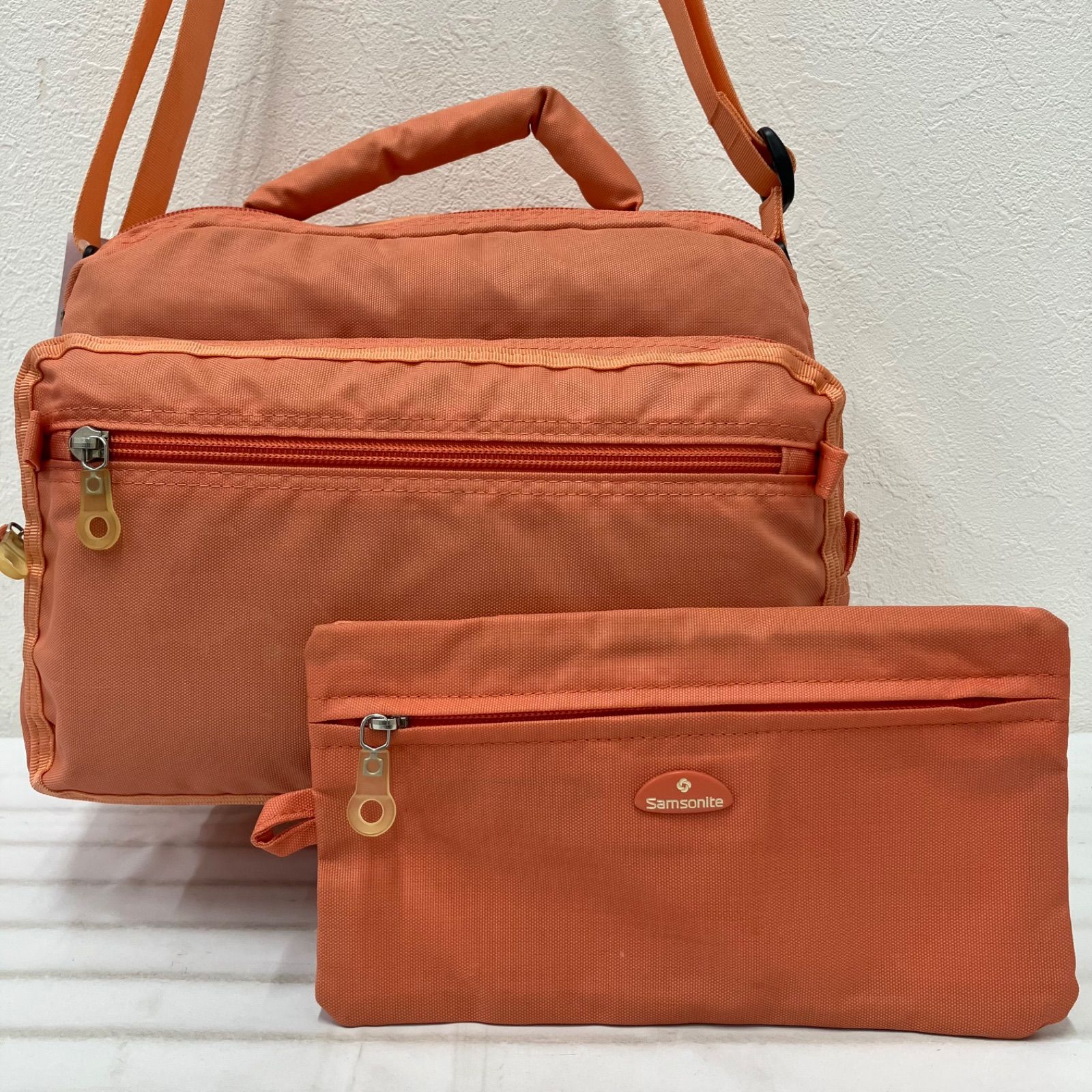 3939 Samsonite サムソナイト ショルダーバッグ 斜め掛けバッグ 調節 