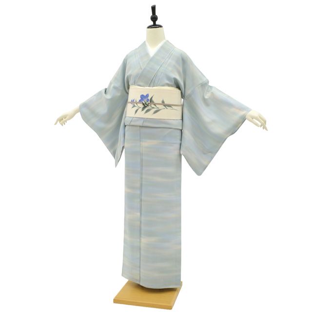 新古品】 夏物 小紋 着物 未使用 絽 五泉 小熊 正絹 単衣 染め柄 水色