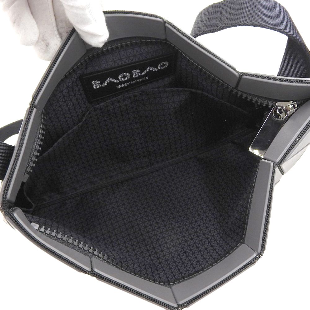 未使用タグ付 バオバオ イッセイミヤケ BAO BAO ISSEY MIYAKE 2025