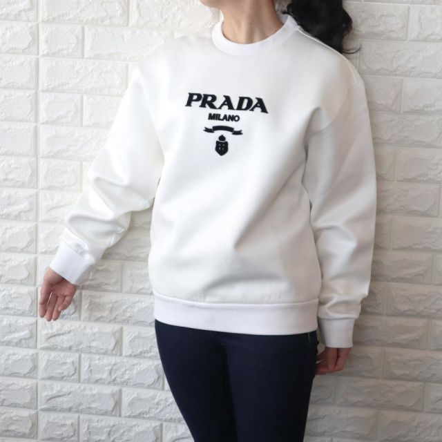 PRADA プラダ ロゴ スウェットシャツ トレーナー 立体刺繍ロゴ WHITE
