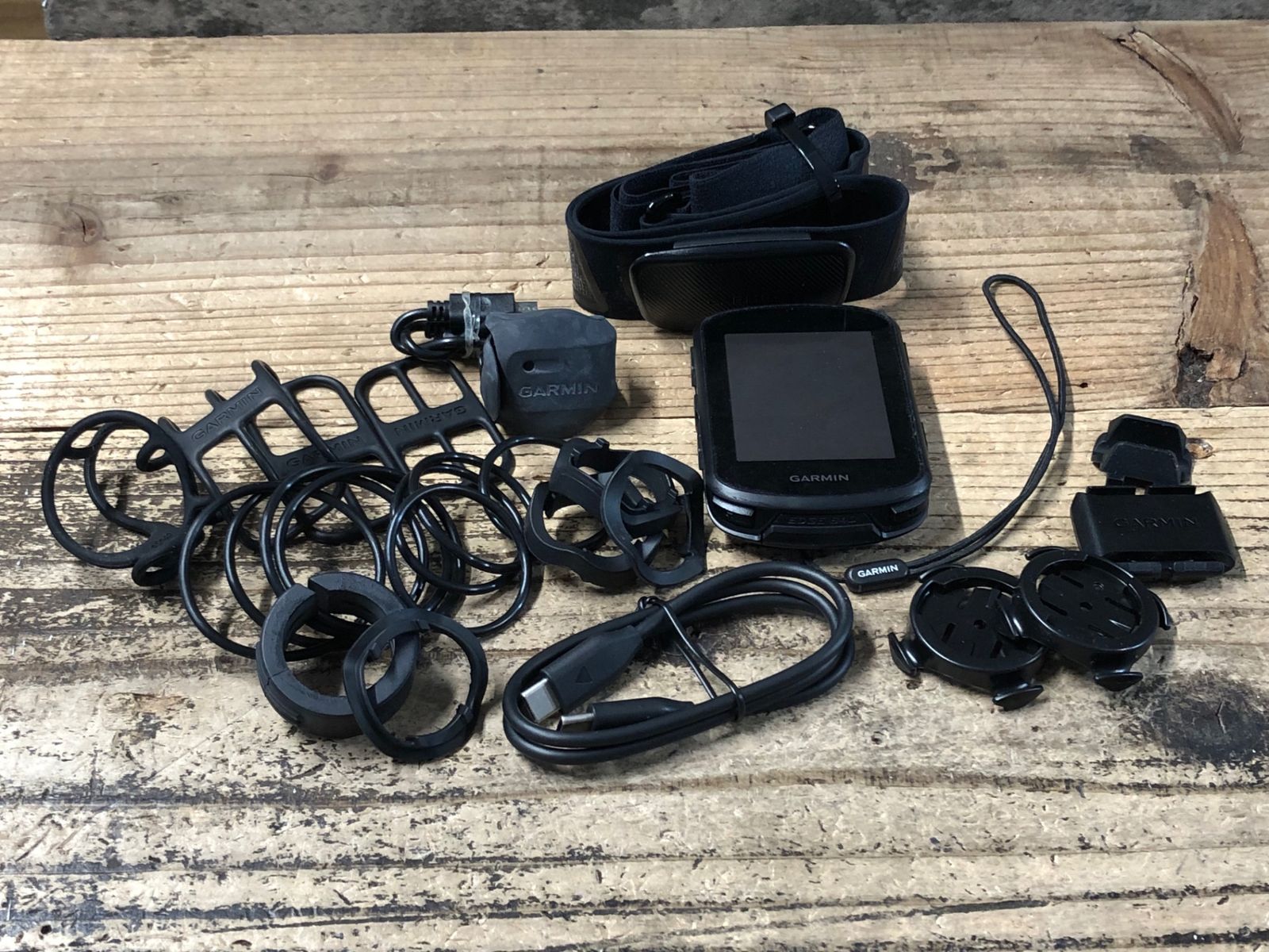 KA891 ガーミン GARMIN EDGE 840 BUNDLE サイクルコンピューター スピード・ケイデンスセンサー付属 ※日本語非対応