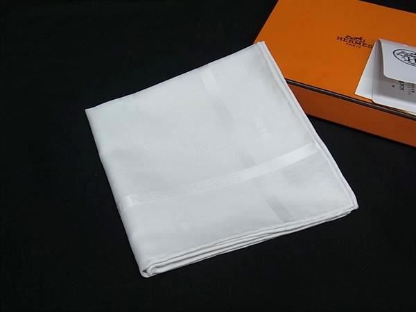 新品 エルメス ハンカチ ポケットチーフ ホワイト Hロゴ 箱付き コットン □新品□未使用□ HERMES エルメス Hパッサン コットン100
