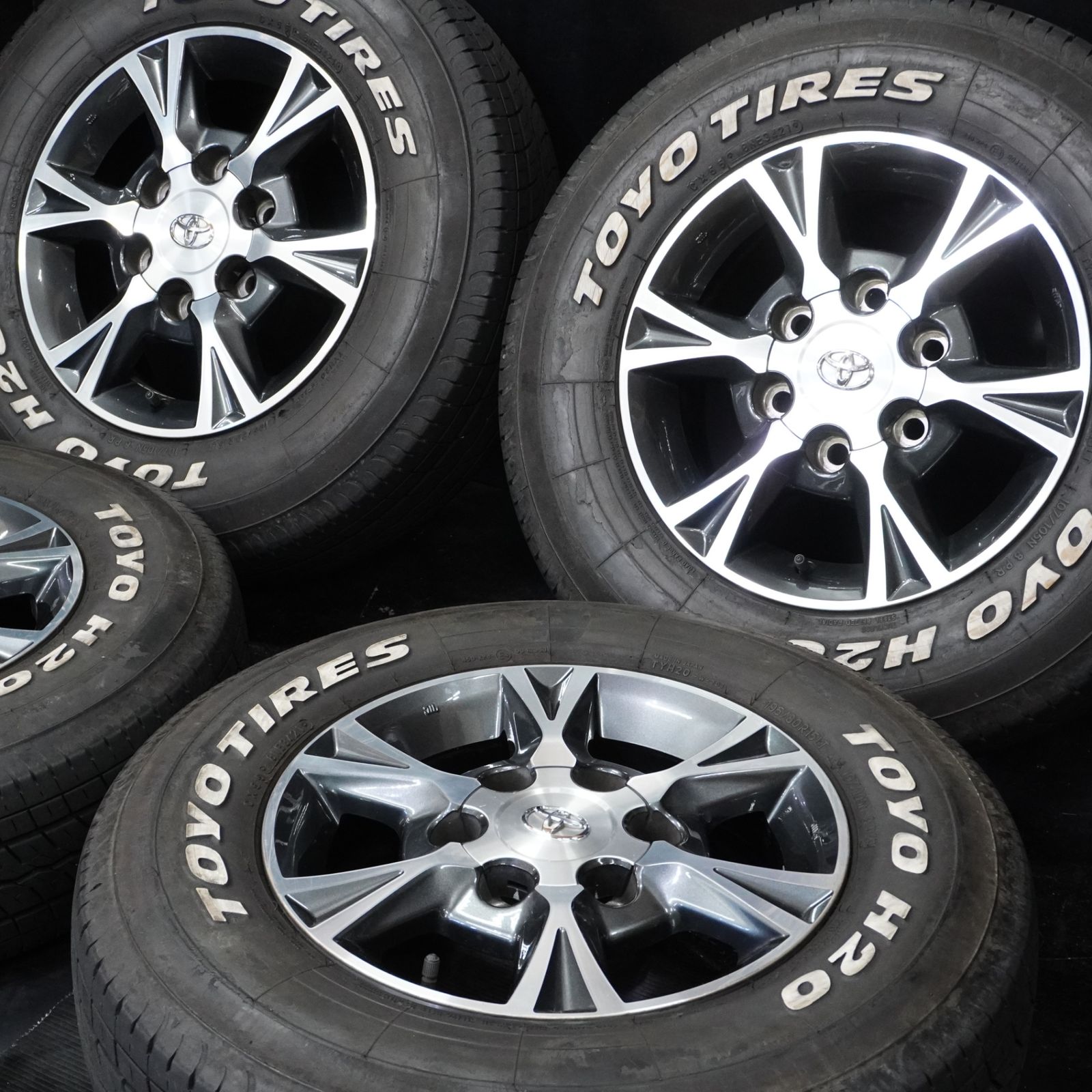 200系 ハイエース 15インチ 6J トヨタ 純正オプション 139.7 1本 