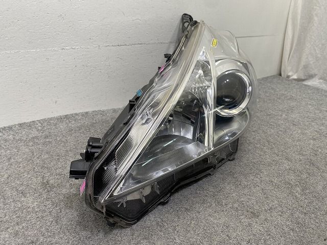 プリウスα/アルファ ZVW40W/ZVW41W 純正 前期 左 ヘッドライト/ランプ