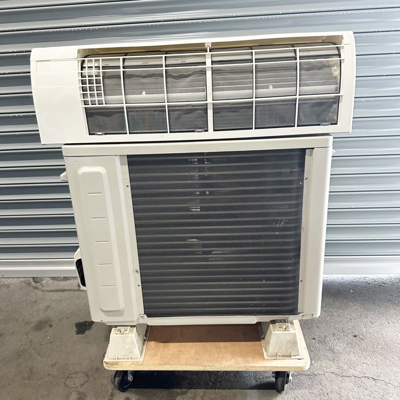 K0412 DAIKIN ダイキン ルームエアコン エアコン AN22WES-W 冷房 暖房 