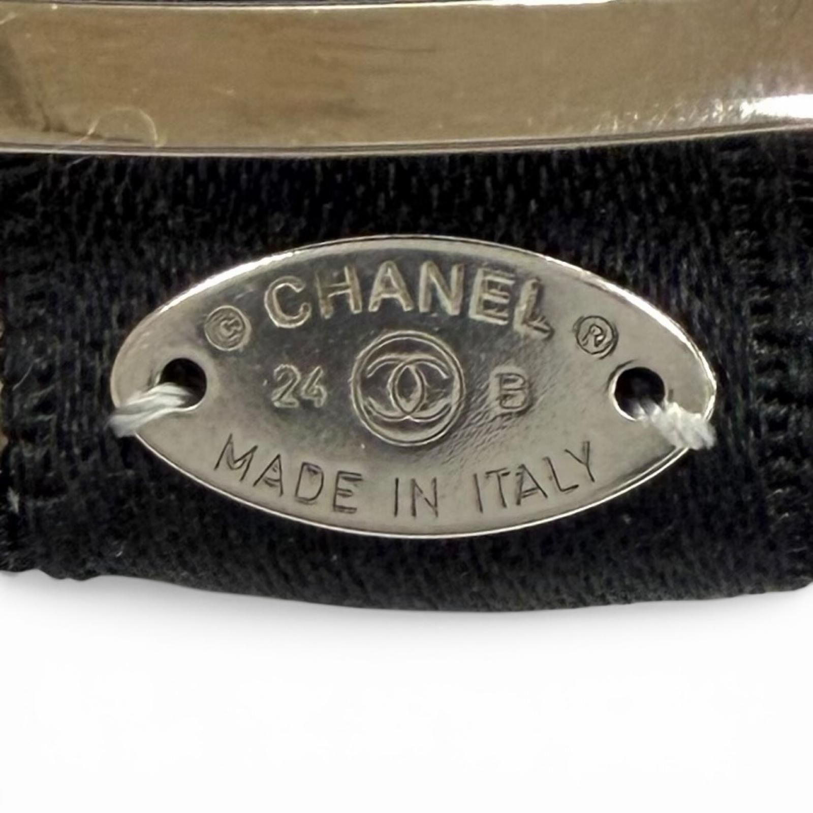 未使用品☆CHANEL シャネル 24B AAA428 シルク100% メタル ライン