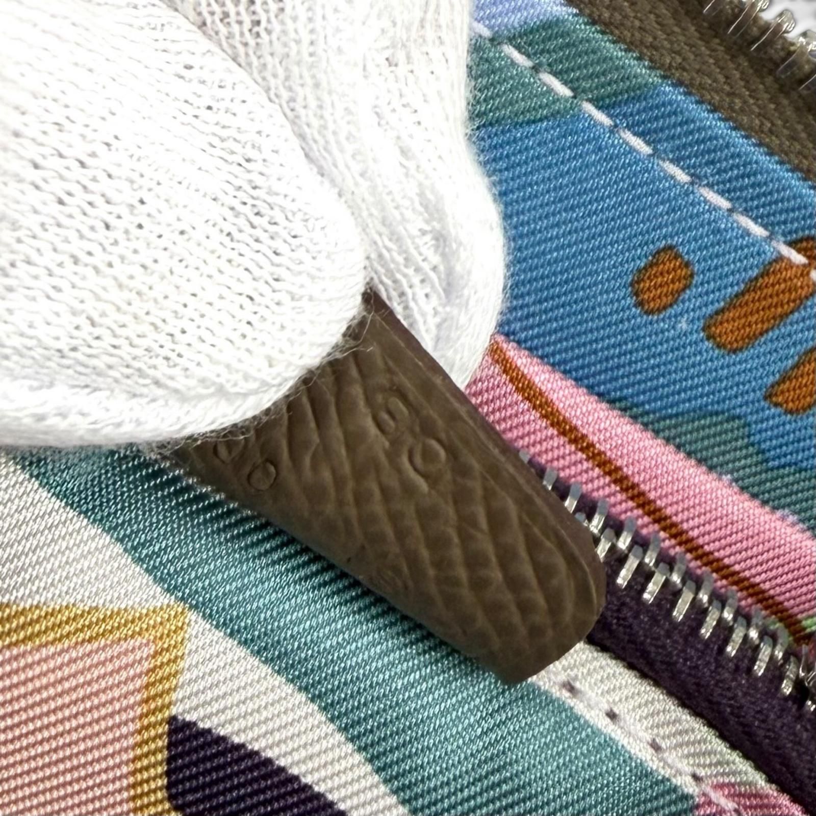 未使用品☆HERMES エルメス アザップコンパクト シルクイン エトゥープ