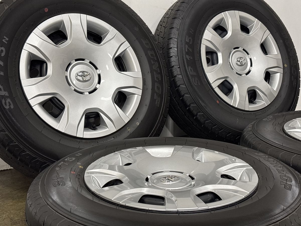 バリ溝 美品】トヨタ 200 ハイエース 純正 15in 6J +35 PCD139.7