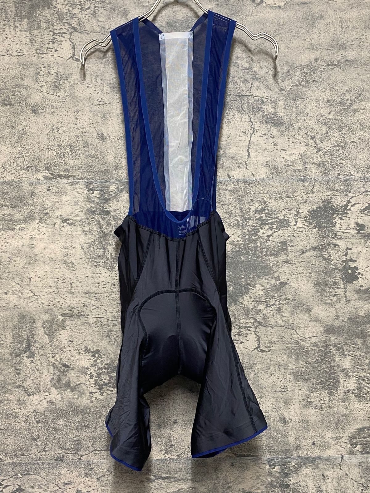 KF218 ラファ Rapha FLYWEIGHT BIB SHORTS REGULAR 黒 ネイビー M ※肩