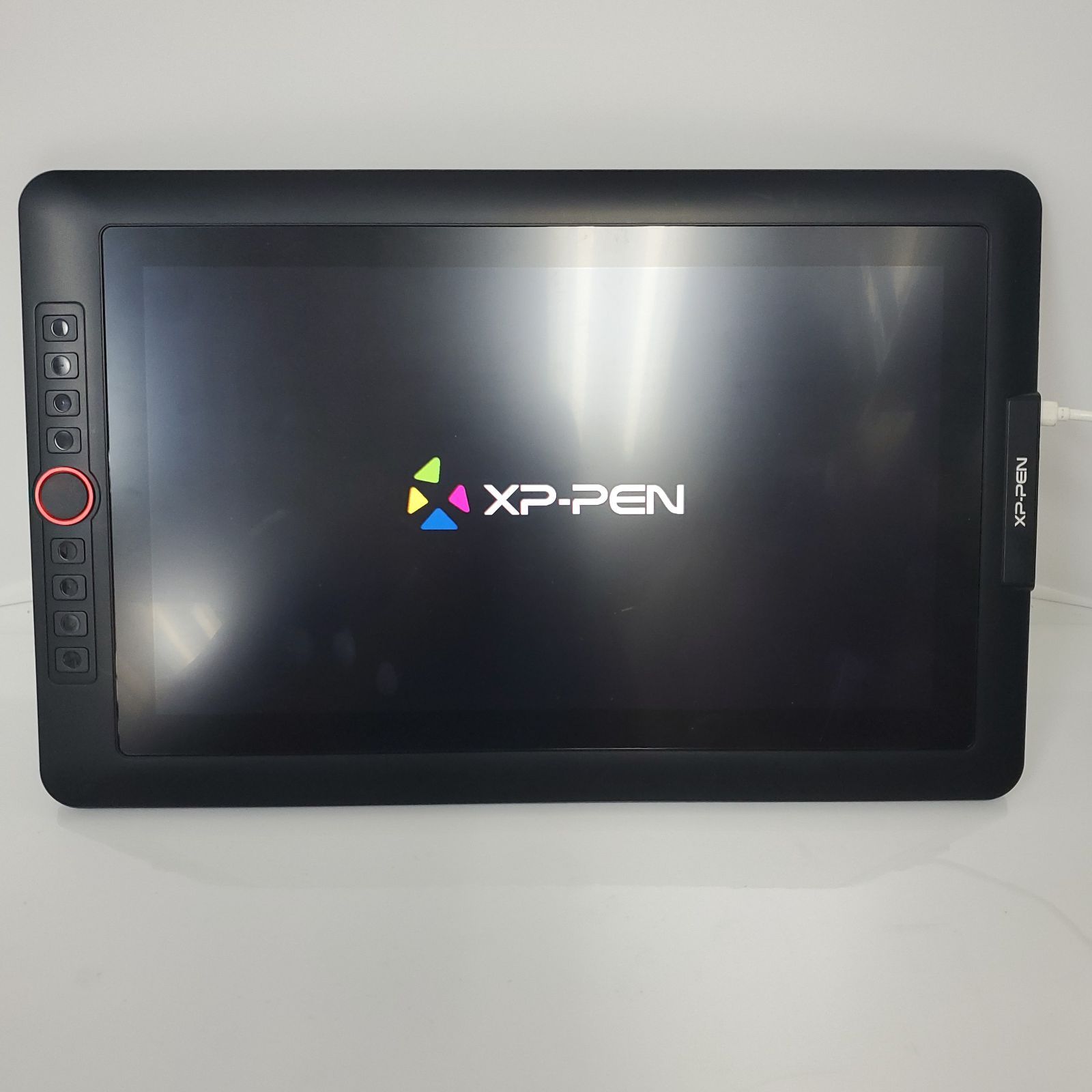 大人気！XPpen Artist 15.6 Pro・液晶ペンタブレット・15.6型フルHD　#001575