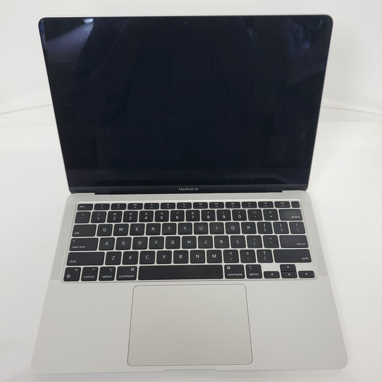 中古美品！Apple ・A2337・MacBook Air M1 2020・Apple M1・メモリ8GB 