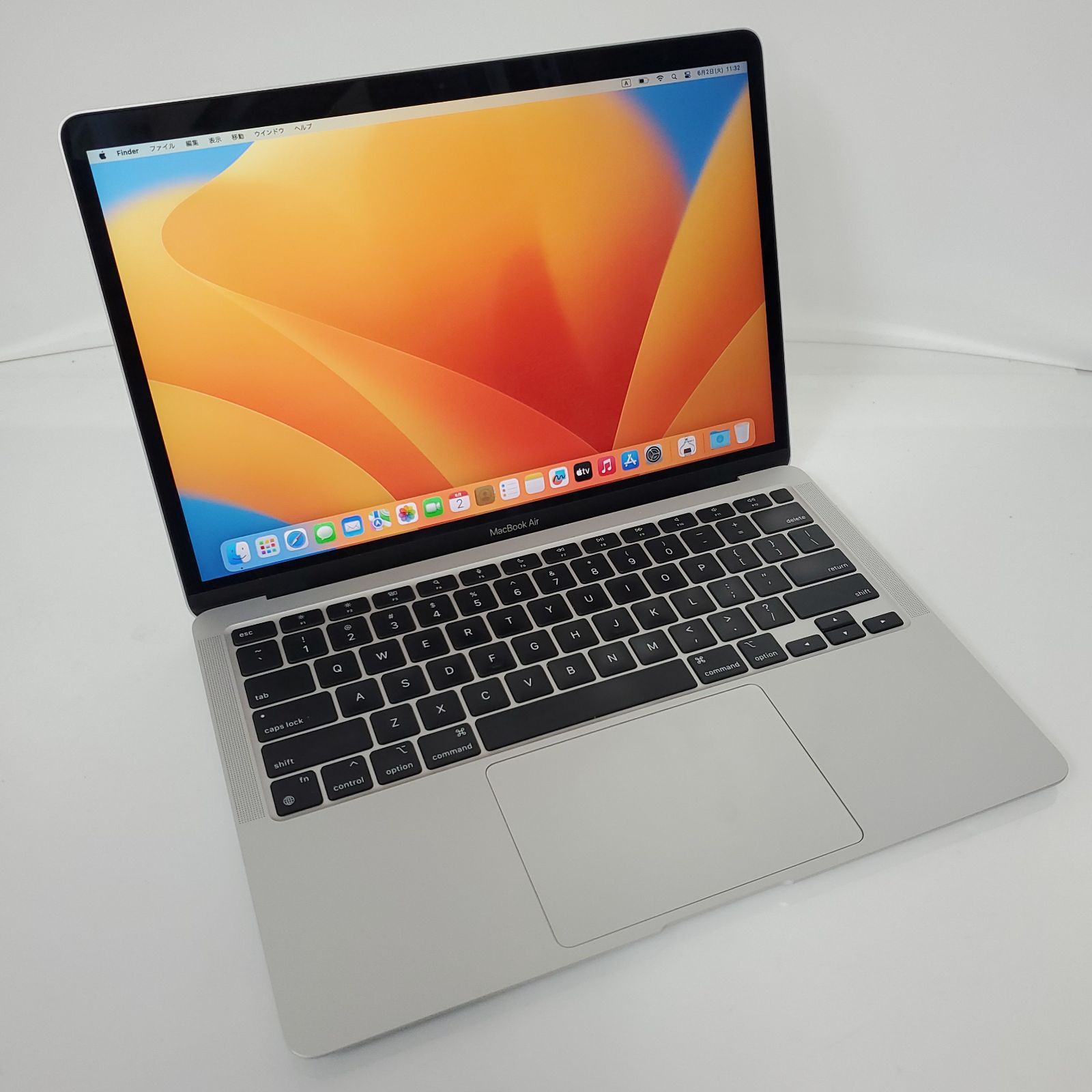 中古美品！Apple ・A2337・MacBook Air M1 2020・Apple M1・メモリ8GB 