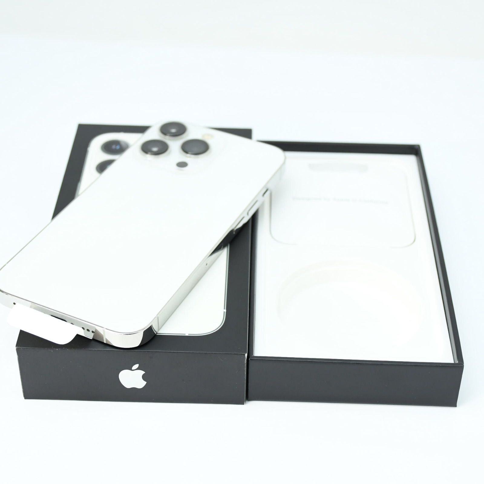 美品】docomo SIMフリーiPhone13 Pro 256GB シルバー - メルカリ