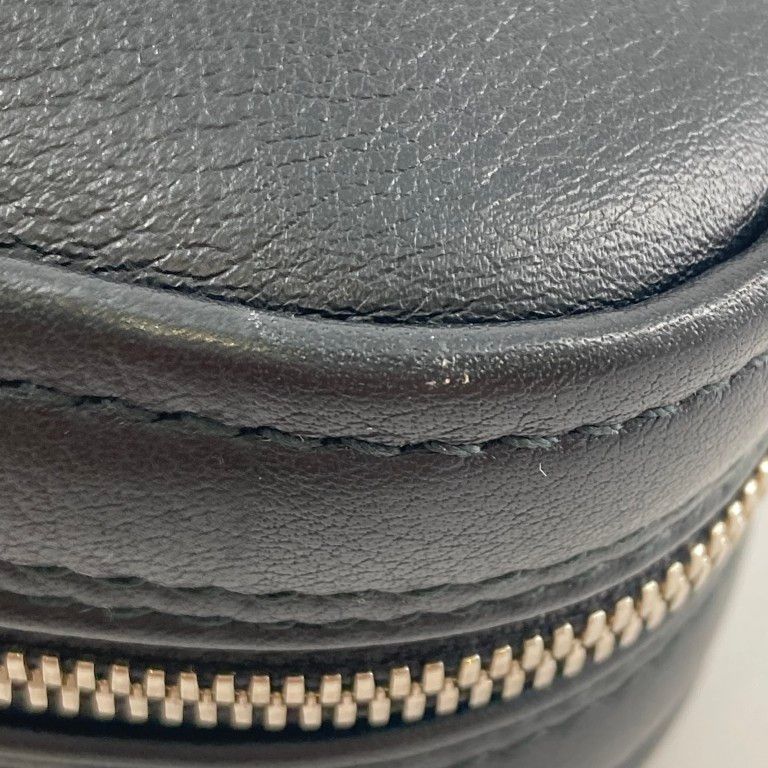 BALENCIAGA（バレンシアガ） トライアングル クラッチバッグ 476976