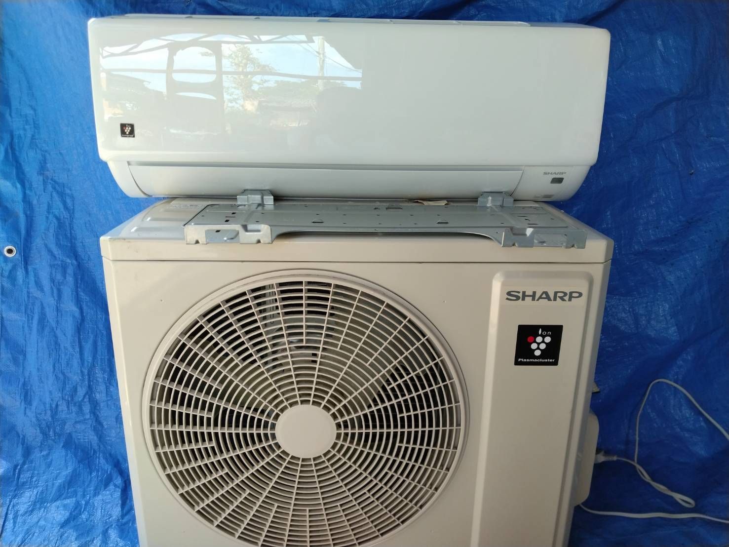 エアコン　シャープ（SHARP）６−８畳用/ ２０２４年/ ２.２kw【取付け工賃サービス】