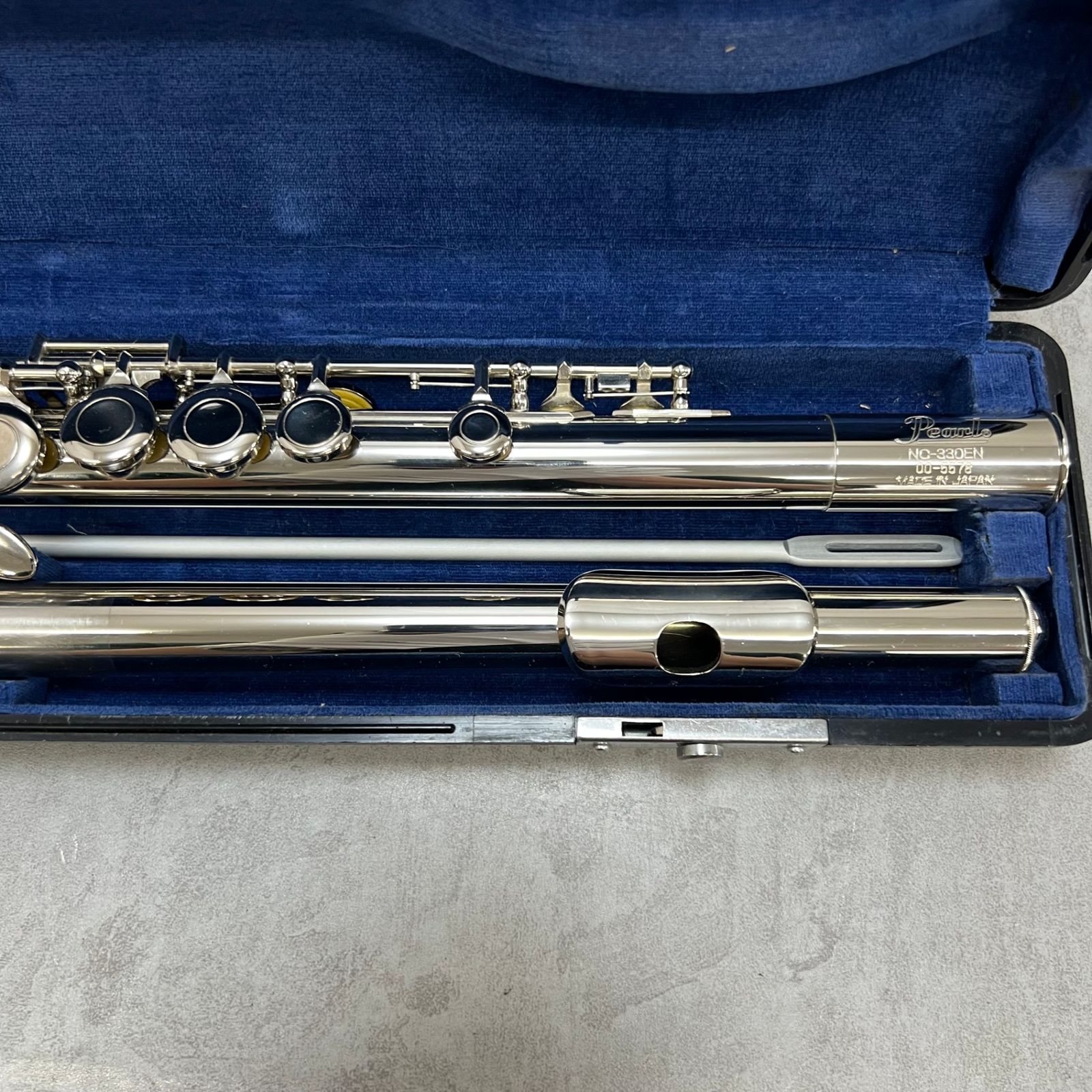Pearl　フルート 　NO330EN パール フルート NC-330EN Eメカ搭載 木管楽器 初心者 吹奏楽 入門