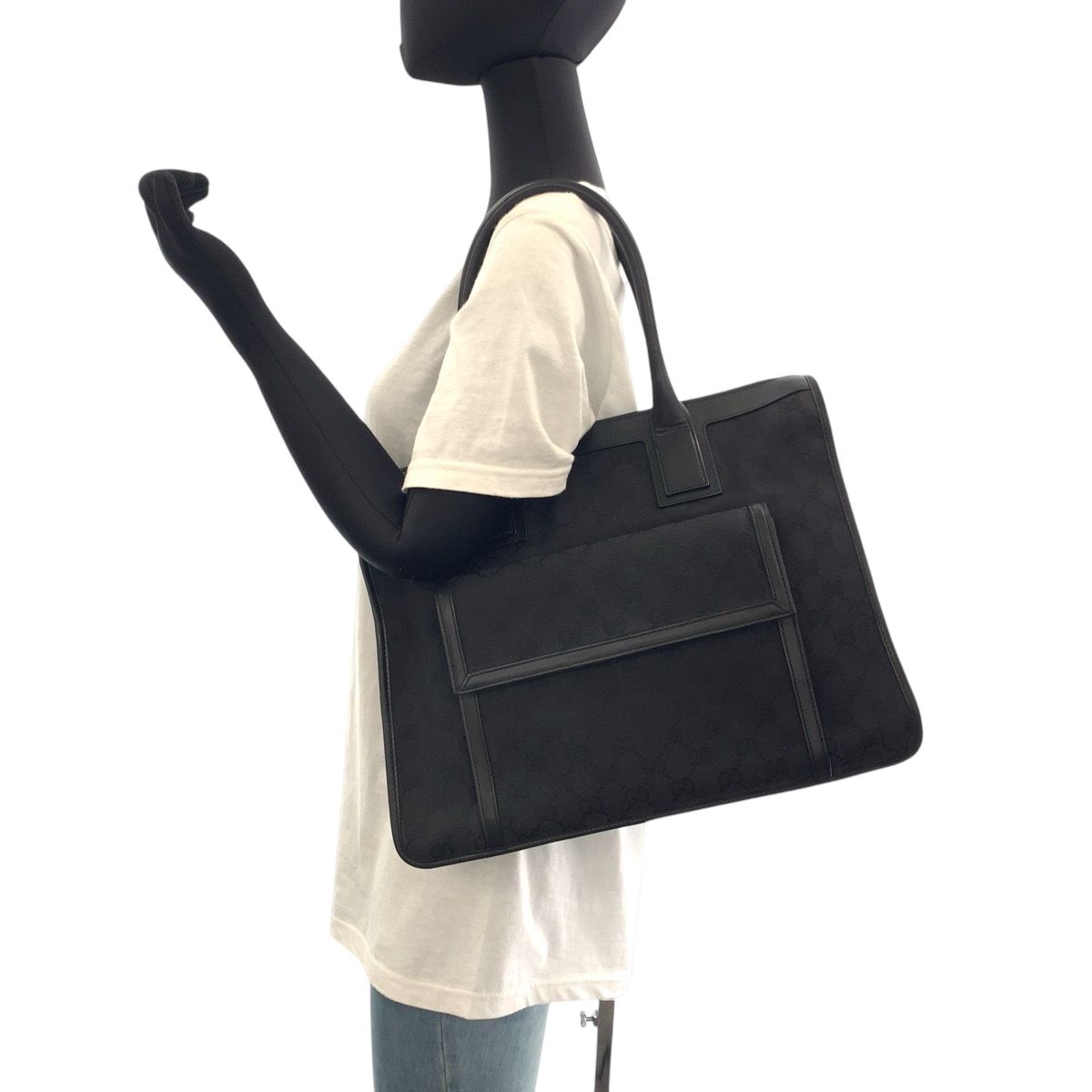 美品 GUCCI グッチ ブラック 黒 シルバー金具 GGキャンバス 000 0854
