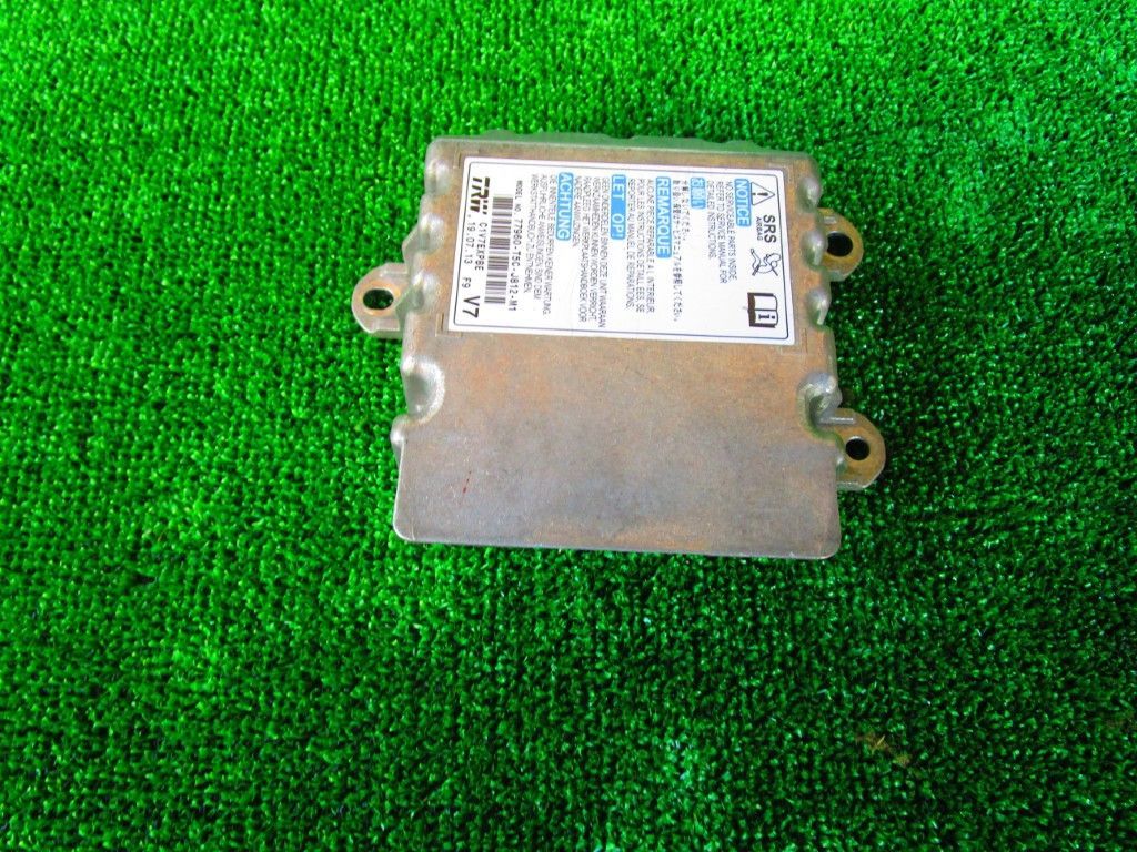 エアバックコントロールユニット ジャガー GF-J13LB H13年　C12-16-5635