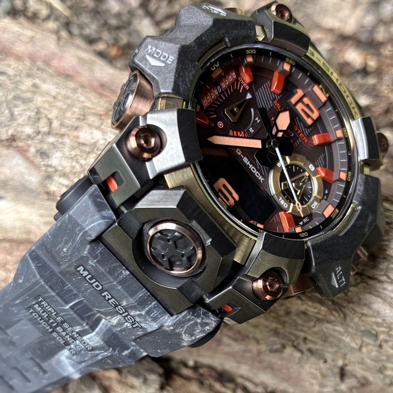 [G-SHOCK（ジーショック）] 【国内正規品】GWG-B1000MG-1A9JR 20気圧防水 ブラック
