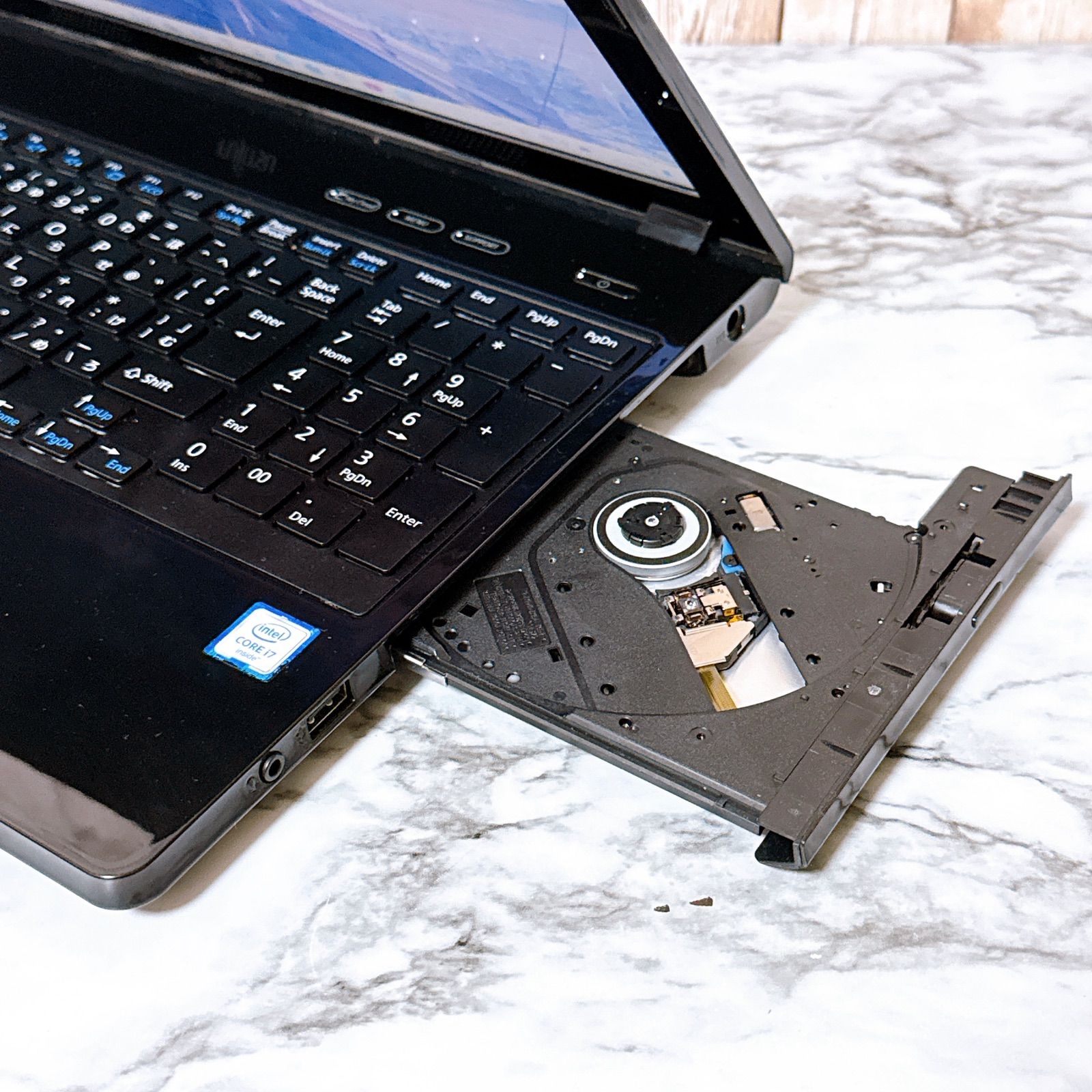 1台限定✨高性能i7＆SSD256GB/メモリ8GB✨Win11 カメラ付き 初期設定 