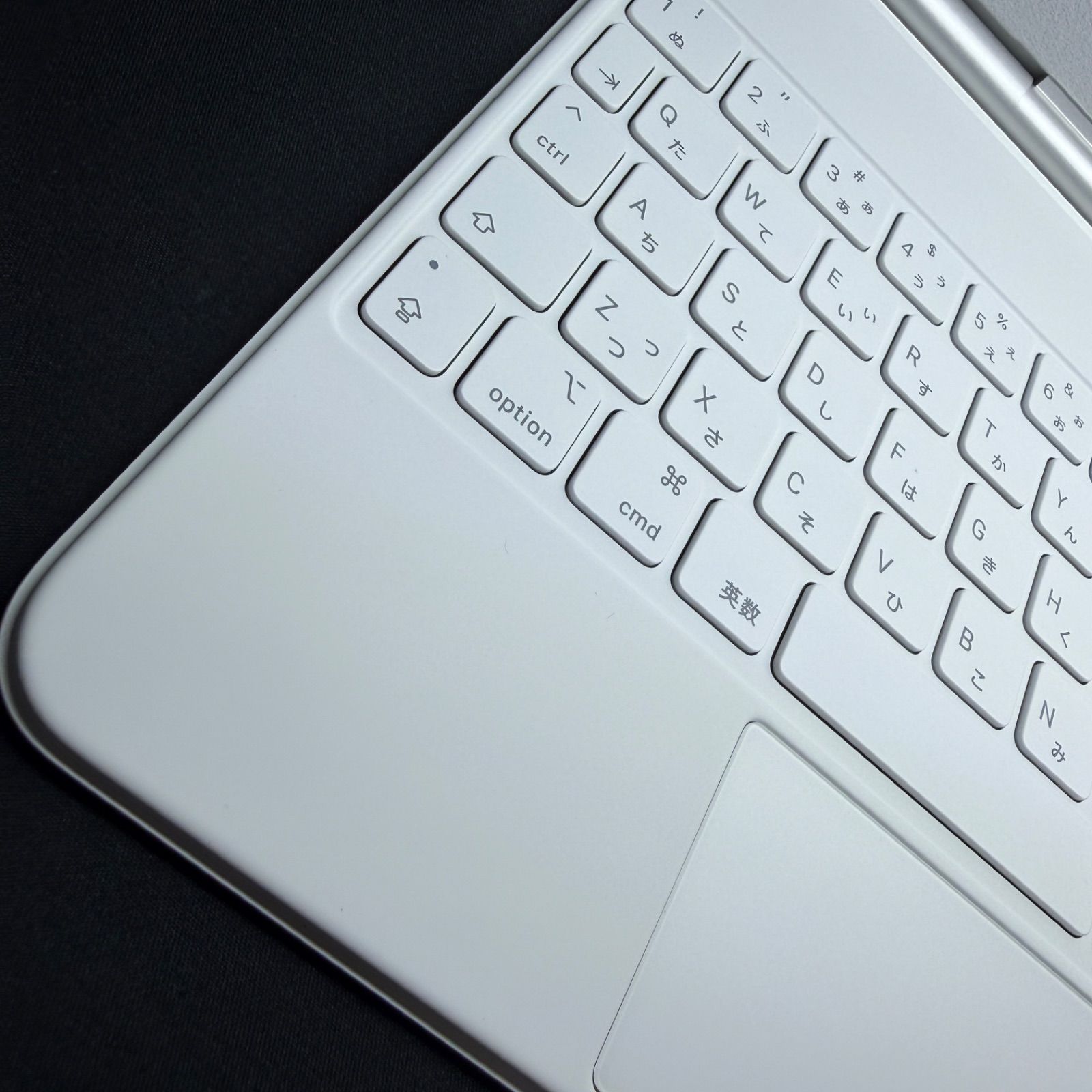 Apple Magic Keyboard iPad MJQJ3J/A ホワイト 日本語 - メルカリ