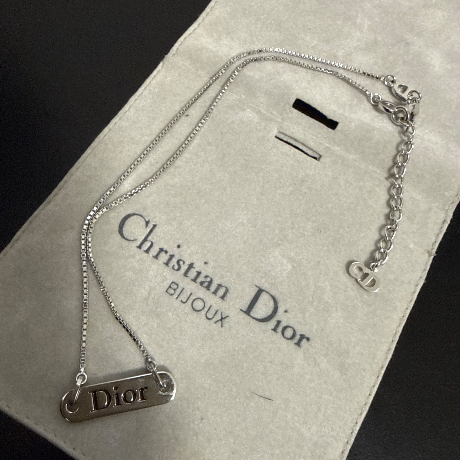 ChristianDior ロゴ 刻印 プレート ネックレス 【公式通販】