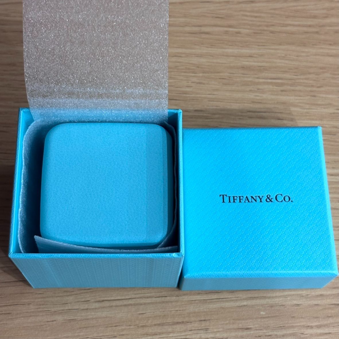UM265306102 Tiffany＆Co. ティファニー リング 空箱 ケース - メルカリ