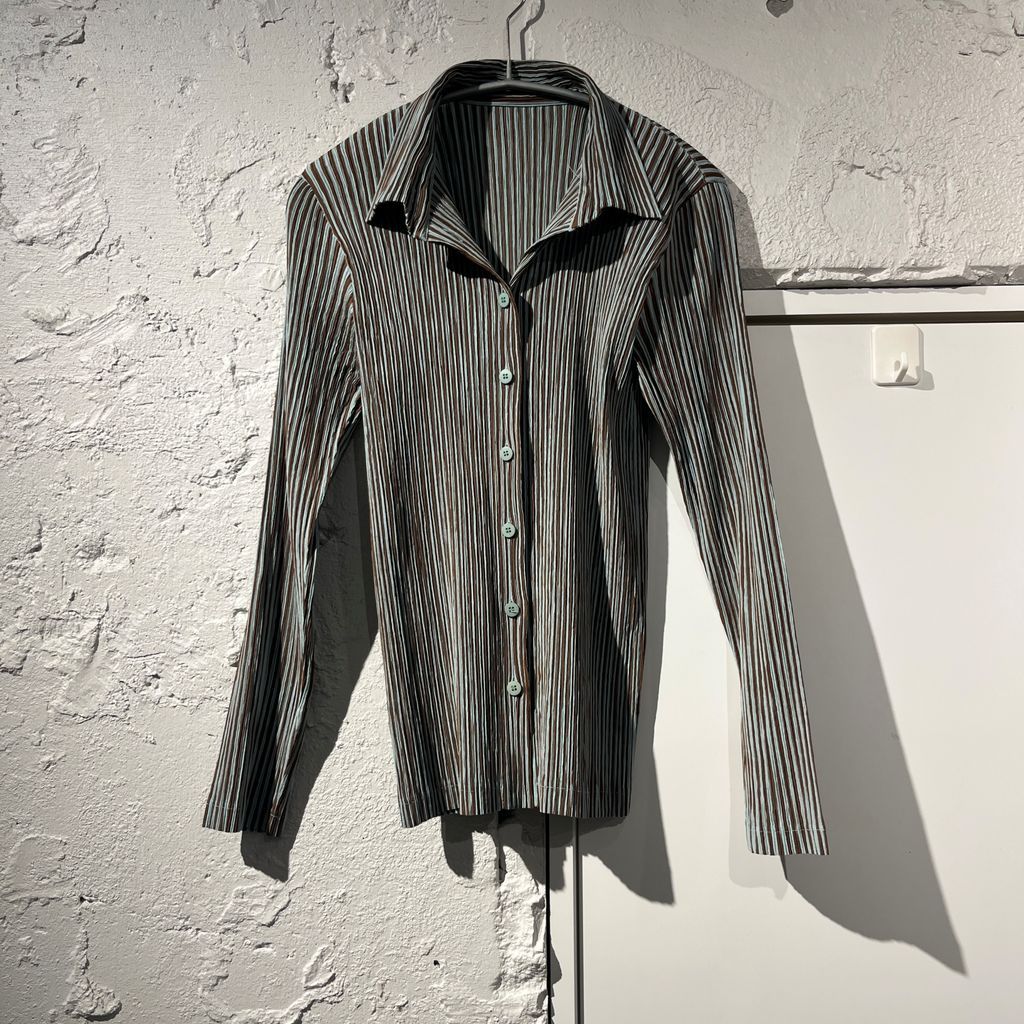 最終 美品 me ISSEY MIYAKE ミーイッセイミヤケ プリーツ シャツ ISSEY MIYAKE イッセイミヤケ 98AW Pleats Shirt プリーツシャツ IM84