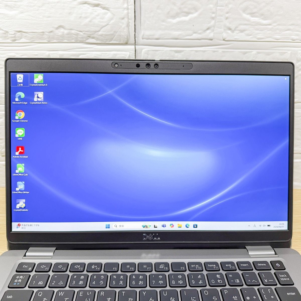 美品】DELL Latitude 5330 第12世代 Core i5 16GB 256GB SSD - メルカリ