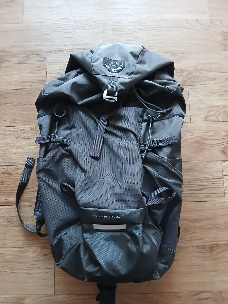 NEPA ネパ カネッド 32L 登山リュック バックパック 新品
