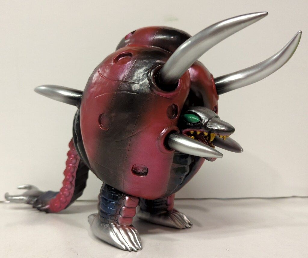 マーミット 怪獣天国 ウルトラマンレオ 円盤生物 ブラックエンド 黒成型 - サムネイル